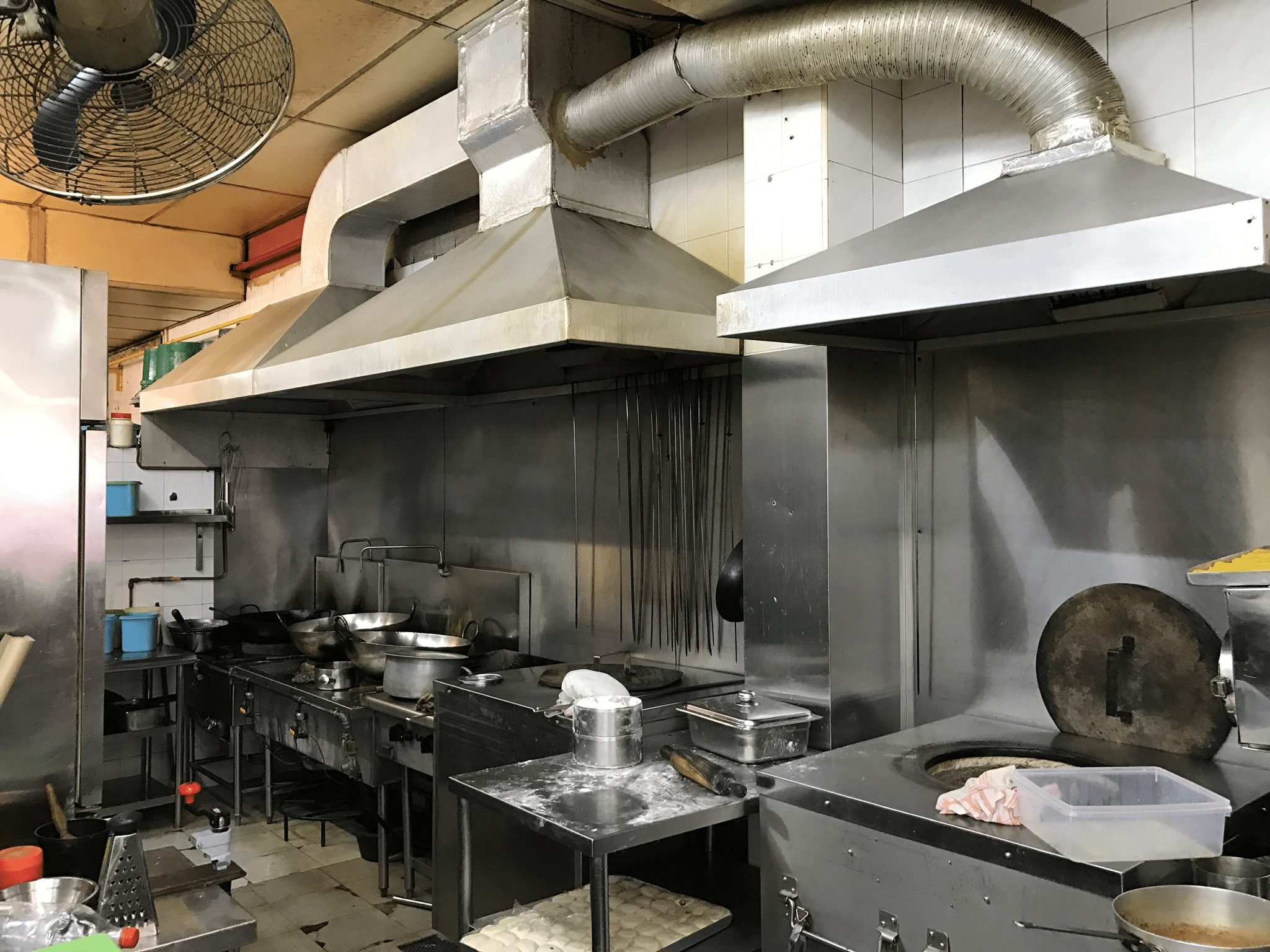 kitchen exhaust wall system